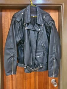 Edwards Leather Jacket - Size Medium / Large