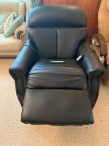 Assistance Lift Chair with Massage & Heat-Cash Only-Pickup Only