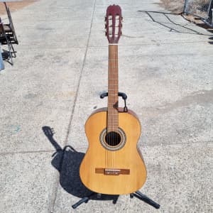Martinez Slim Jim Acoustic Guitar MC-SJT-NGL Full Size Beginner Pack