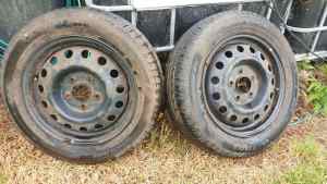 15 steel wheels and radial tyres x 2