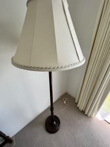 Lamp - freestanding