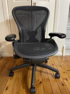 Herman Miller Aeron Size B Ergonomic Office Chair