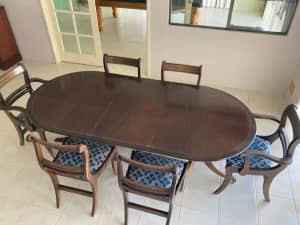 Dinning Table & Six Chairs