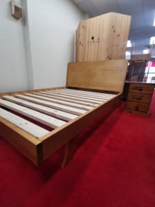 BRAND NEW Southern Oak Bed Frame (QUEEN SIZE)