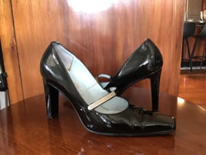 Authentic Versace patent leather size 36