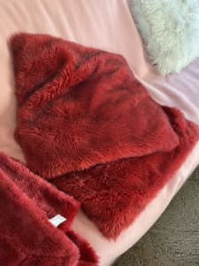 Faux fur flat pillow decor EX LARGE x2 