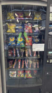 FULLY SITED SNACKS VENDING MACHINE WITH HUGE PROFITS