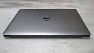 Dell XPS 15 9550 Laptop - i7 16GB ram 4K touch 500GB SSD Win10 Pro