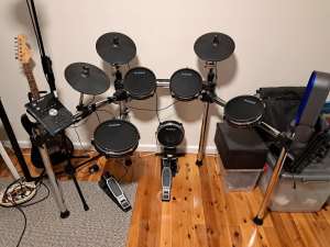 Alesis Command Mesh Electric Drum Kit
