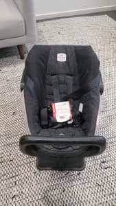 Britax baby capsule car seat 