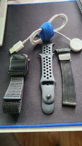 Apple Watch Nike Series 5 (44mm)