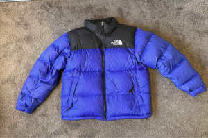 North Face puffer vest (solar blue)