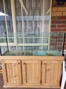 4 foot glass tank and base unit