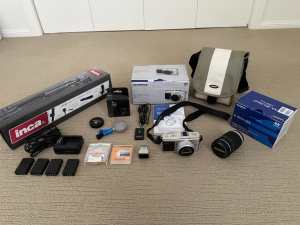 Olympus Pen E-P1 Pancake Lens Kit (17mm and 14-150mm) and accessories