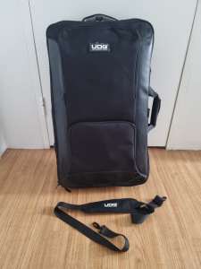 UDG Urbanite Controller Backpack (Extra Large) DJ Travel Case