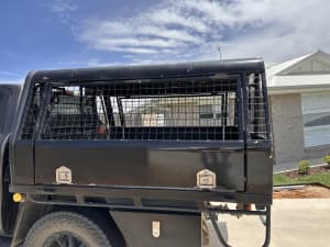 Metal dog cage/ canopy