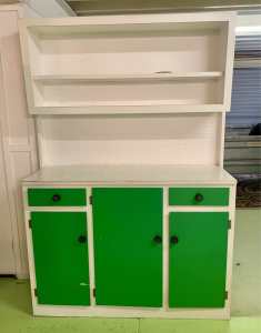 1950’s vintage kitchen cupboard dresser