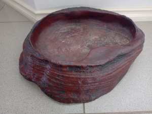 Large heavy reptile feed/water bowl