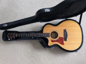 Taylor 314ce Acoustic/Electric Guitar (Left Handed)
