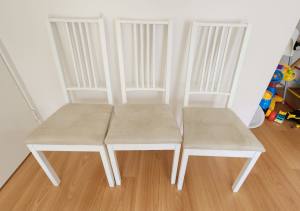8 Ikea Borje dining chairs