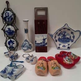 Wanted: Delft blue cameos, various items