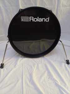 SOLD PENDING.. Roland KD180L 18 inch kick drum