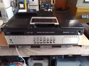 SANYO Betacord Video Cassettte Recorder VTC-9300 c. 1980 - PARTS ONLY
