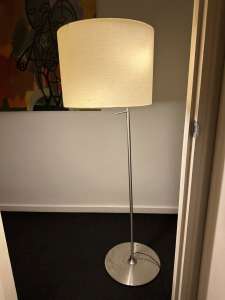 Freedom Floor lamp