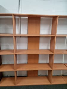 Bookshelf shelves dismantles