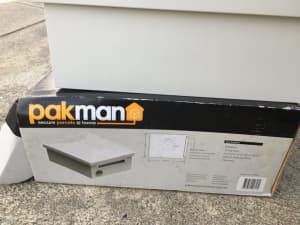 Wanted: Pakman secure parcel box.