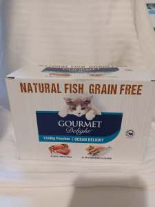 Gourmet delight 12 x 80g pouches cat food.