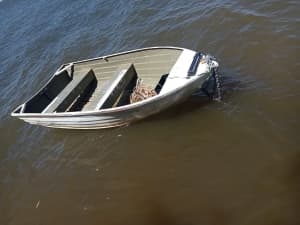 10 ft car topper $400.00 cash boat only on pick up