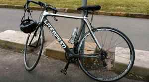 Road bike, Carbon Fibre frame, Litespeed M1, excellent condition