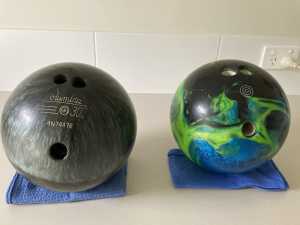 Tenpin Bowling balls and bag