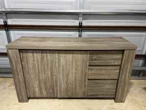 🔱Luxurious & Stylish Majesty Buffet/Sideboard 🆓 Delivery 🎉