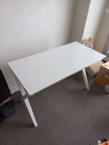 White office desk with drawer