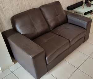 3 Seater and 2 Seater Lounge Unit