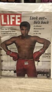 Original Life Magazine With Ali On Cover