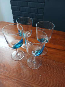 Royal Doulton Wines Glasses (4) Brand New!