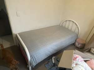 Single bed with trundle included.