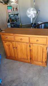 Pine buffet cabinet good condition $60ono great buy 