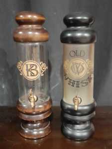 Old Whisky & Kentucky Bourbon Decanter Despensers 
