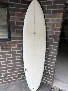 Clear Surfboard 70 mid length