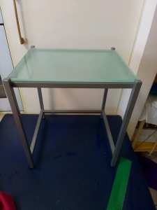 Table sml glass and metal 42x37x30, no chips or cracks in glass