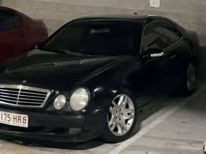 Mercedes Benz Clk 430 V8 4.3l Elegance coupe, black tinted window,