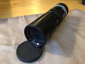 Soligor Auto-Zoom 1:4.5 90mm-230mm Lens - Minolta SRT-101 Mount