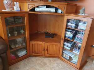 Solid TV and entertainment corner unit