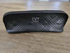 Evy hair straightener heat bag