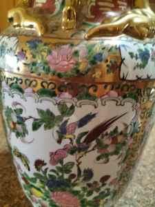 Antique Vase. Pending pick up Wed 1/5