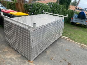 Aluminium tradie top with racks for 4 x 7 box trailer
